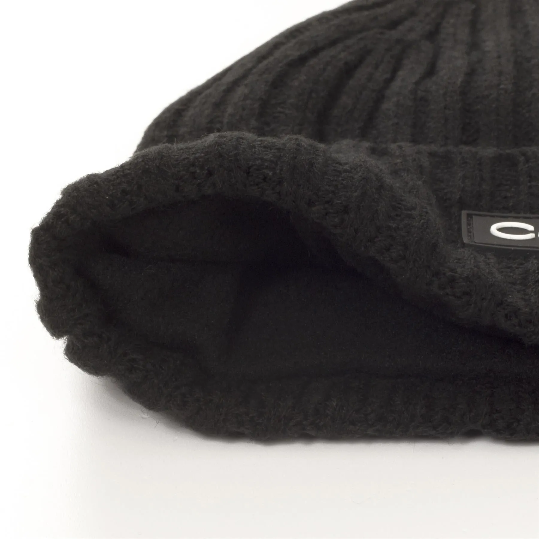 Chunky Knit Badge Beanie Black - AW23