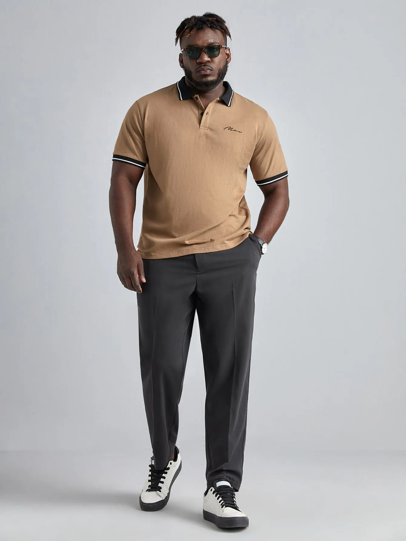 Dark Grey Solid Slant Pockets Zipper Fly Trousers