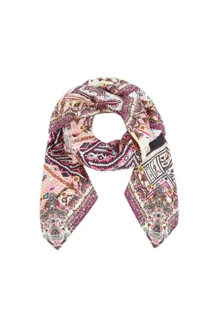 LARGE SQUARE SCARF ON THE ROAD