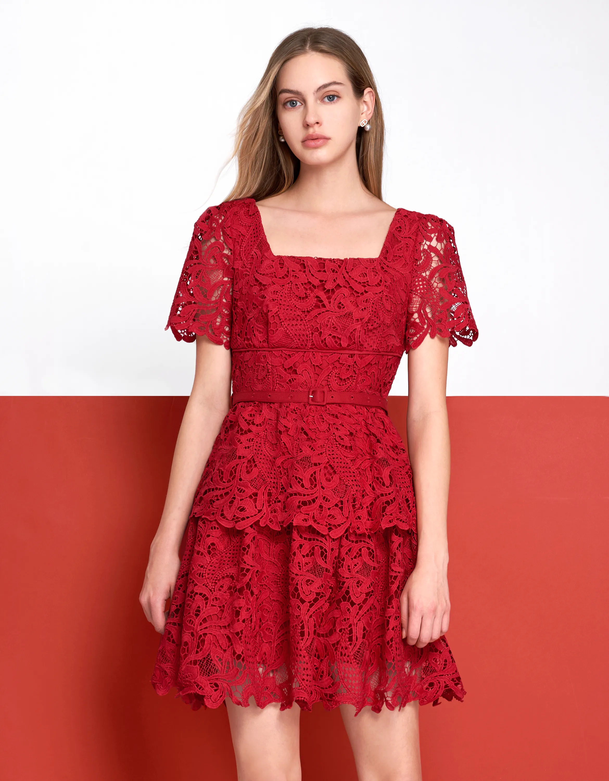 Square Neck Layered Skirt Lace Dress