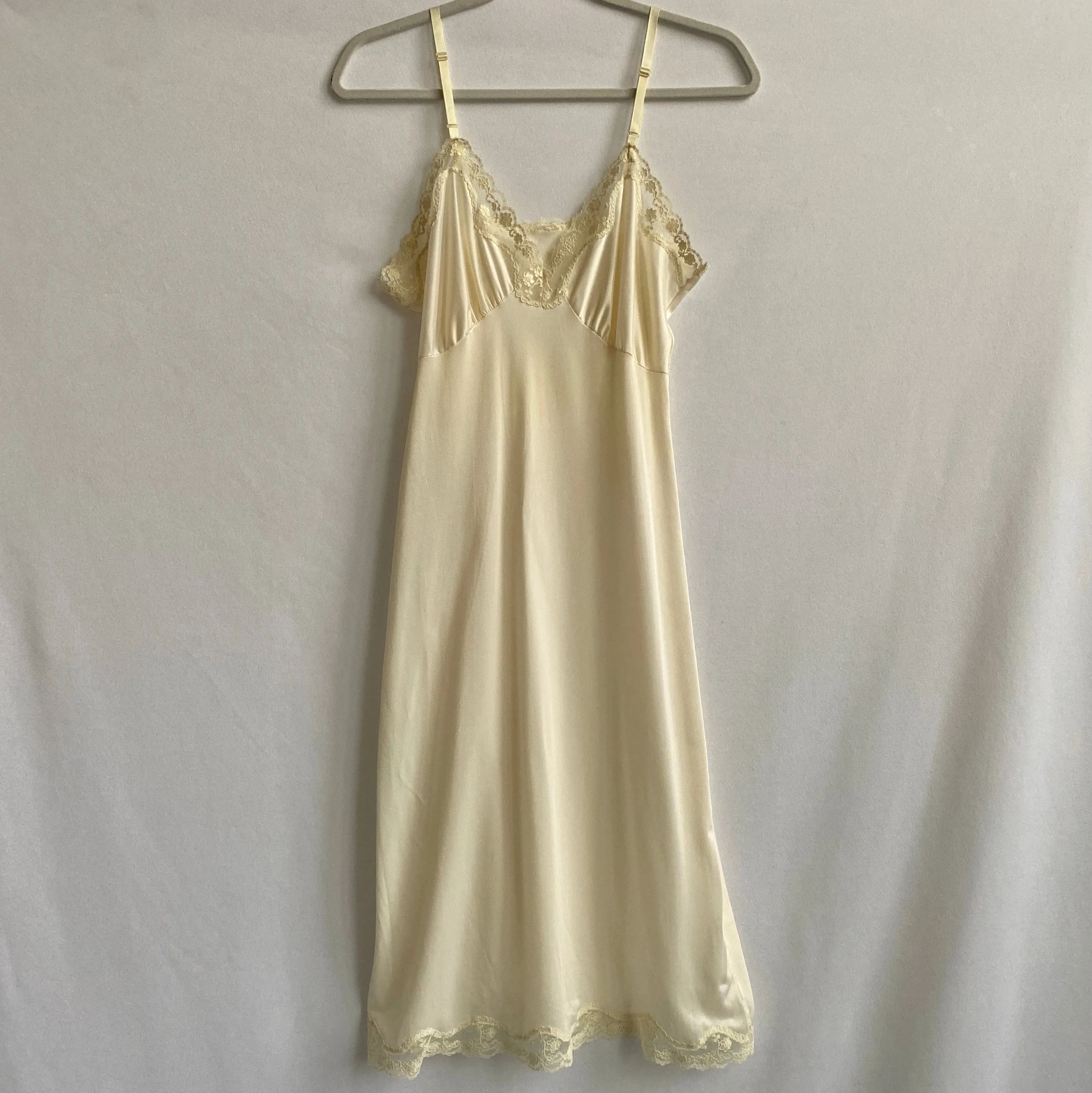 Vintage ivory satin slip